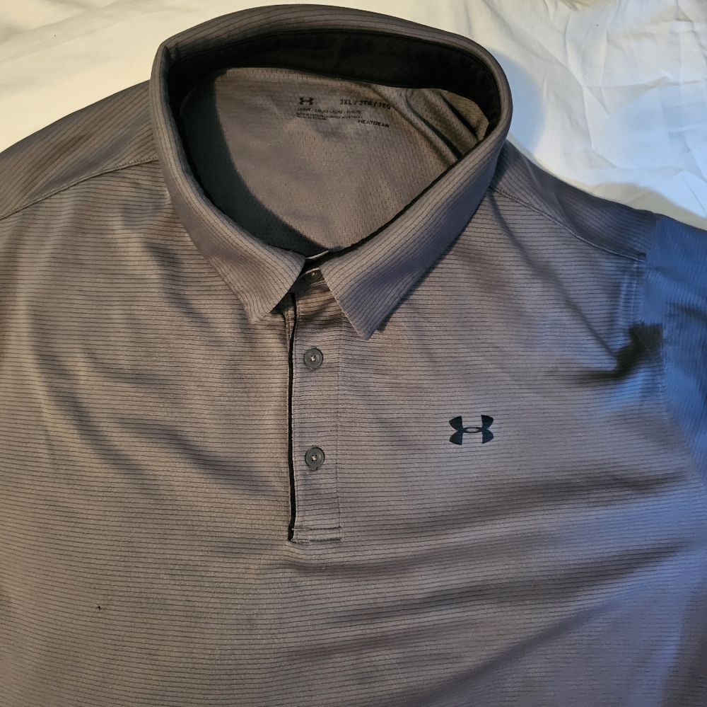 Mens Under Armour shirt